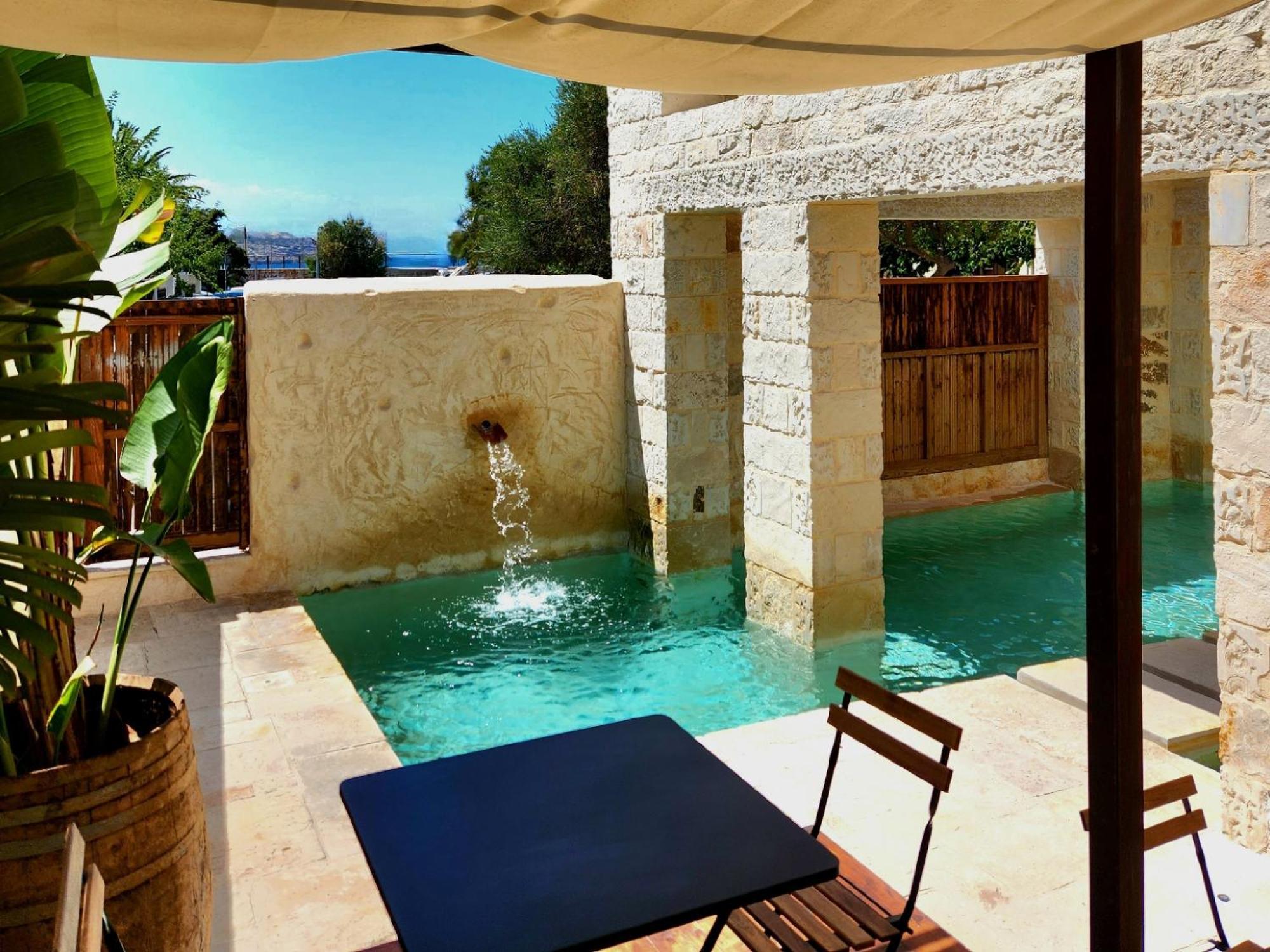 Amalen Suites Adults Only 罗希姆诺 外观 照片